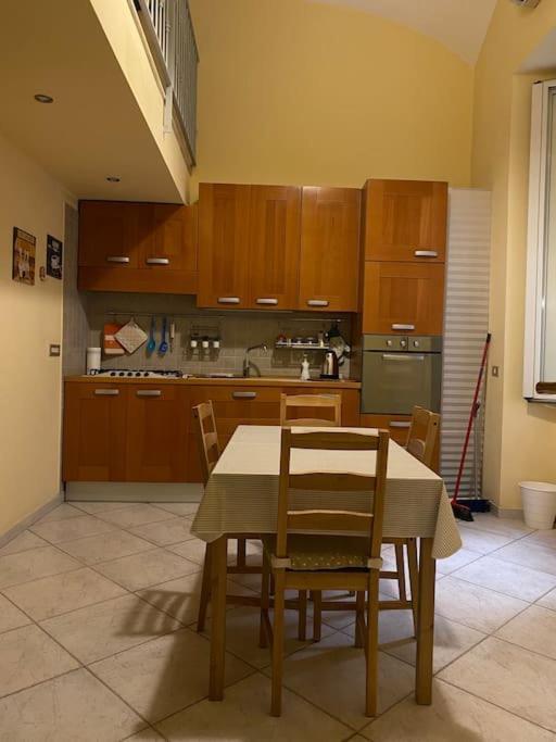 Steps House Apartment *